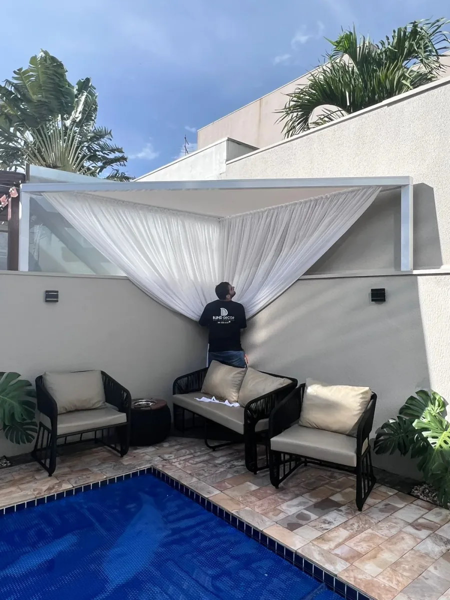 Higienização profissional de cortinas sob medida